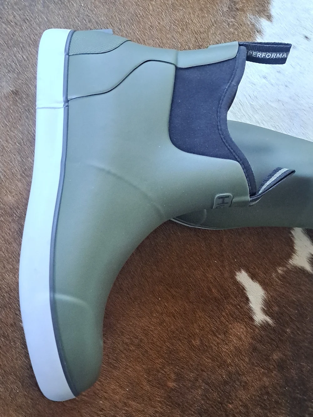 HUK Rogue Wave Boots